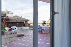 Roma-una terrazza sul blu